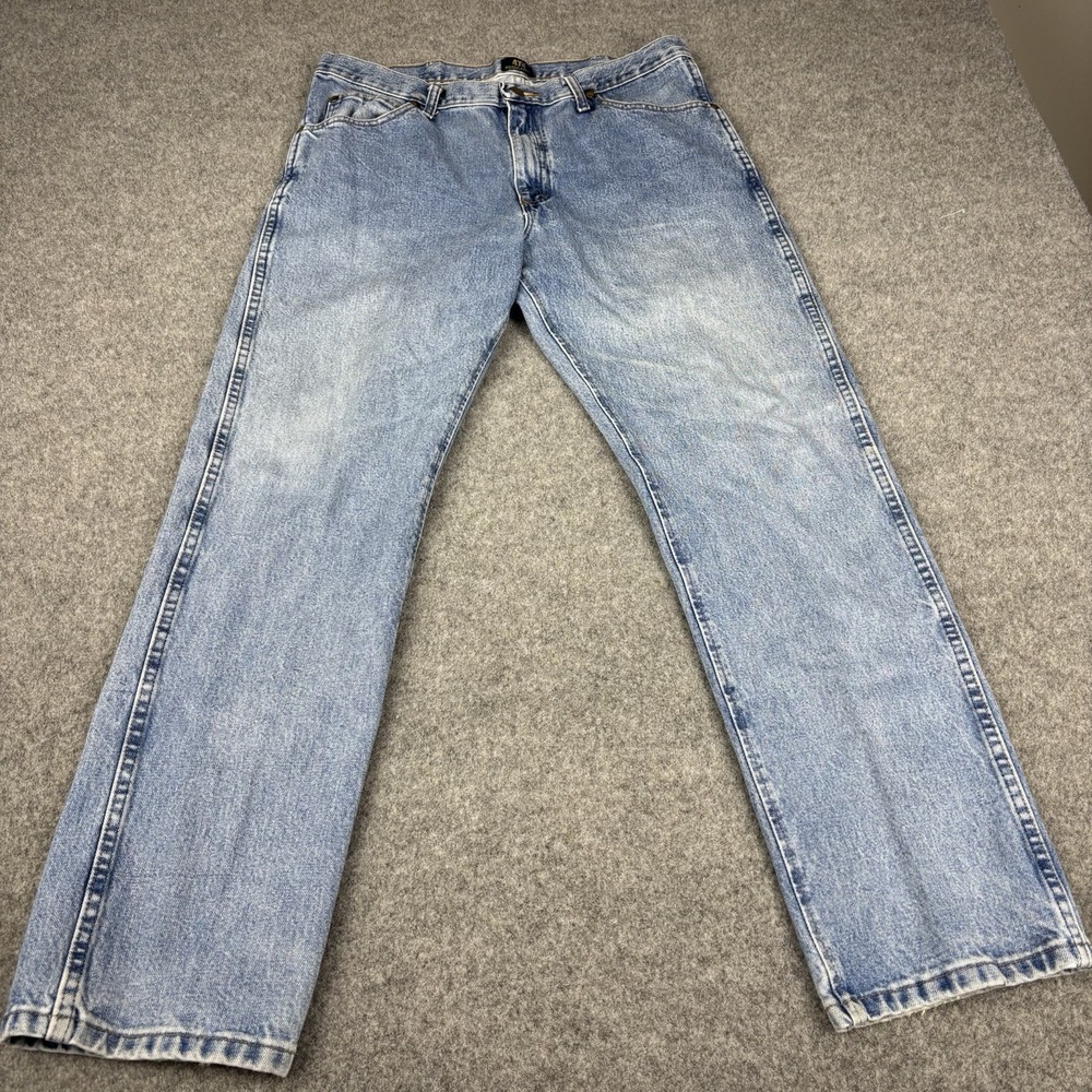 Wrangler Jeans 47MWZ Men's 35x32 Regular Fit Straight Leg Faded Medium Wash Blue